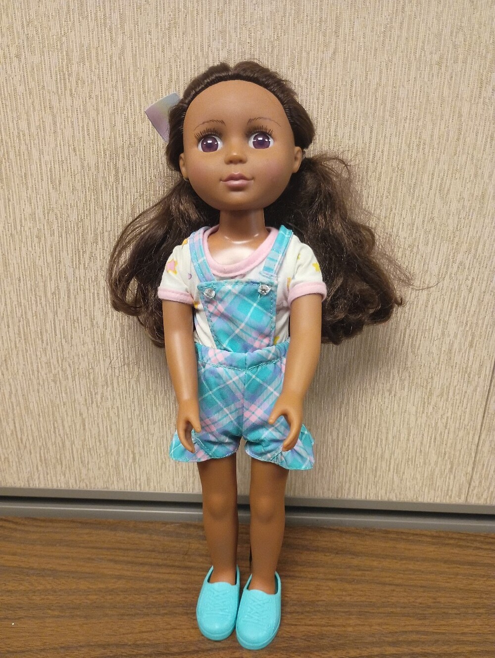 Maison Battat Glitter Girls doll